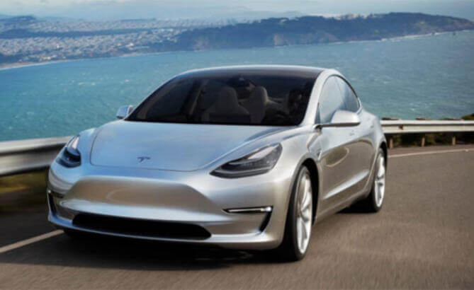Tesla Model 3 Elektrikli Araç