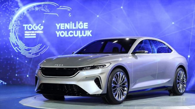 Yerli Elektrikli Sedan Araba