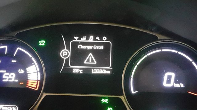 Elektrikli Araba Şarj Arızası
