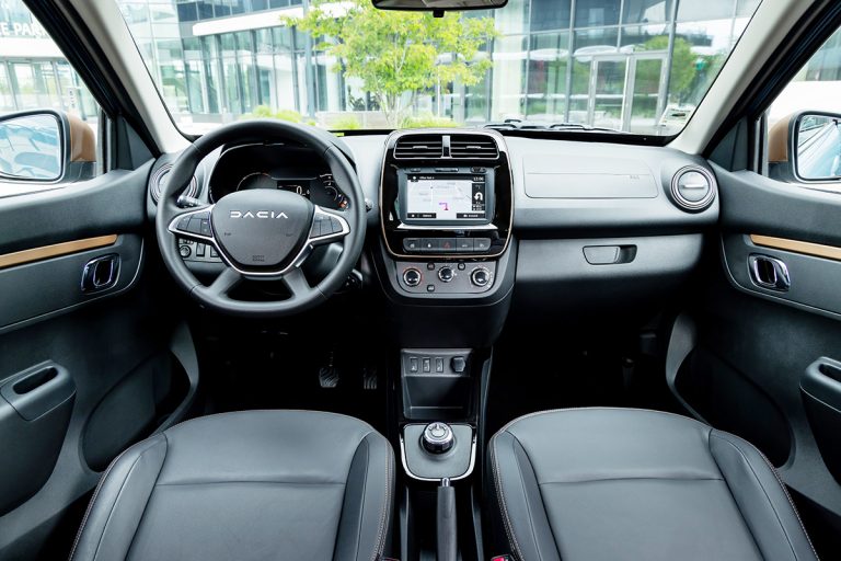 Dacia Spring İç Tasarım
